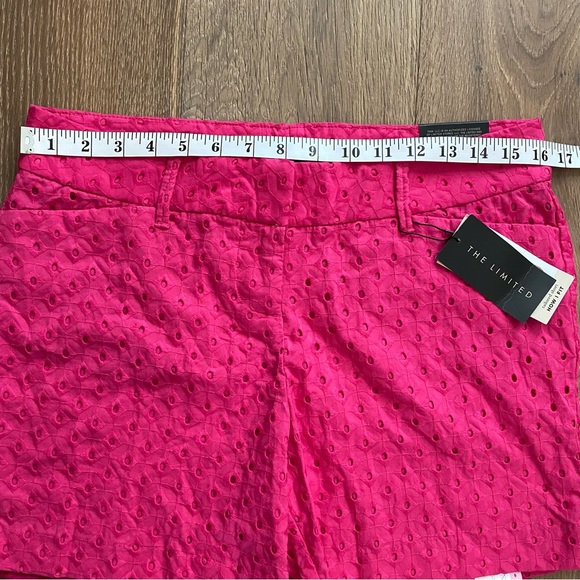 NWT The Limited Hot Pink Eyelet Tailored Shorts Cotton Pockets - Picture 13 of 16